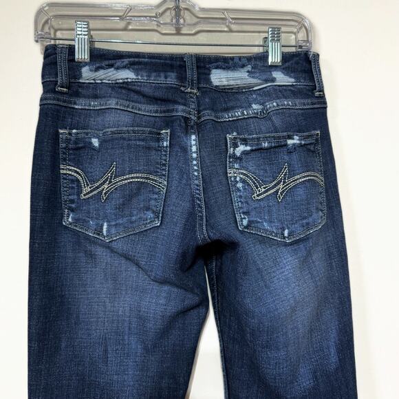 Wrangler Junior Girls Essential Mae Mid Rise Boot Cut Jeans Medium Wash 3x32 - Picture 6 of 9